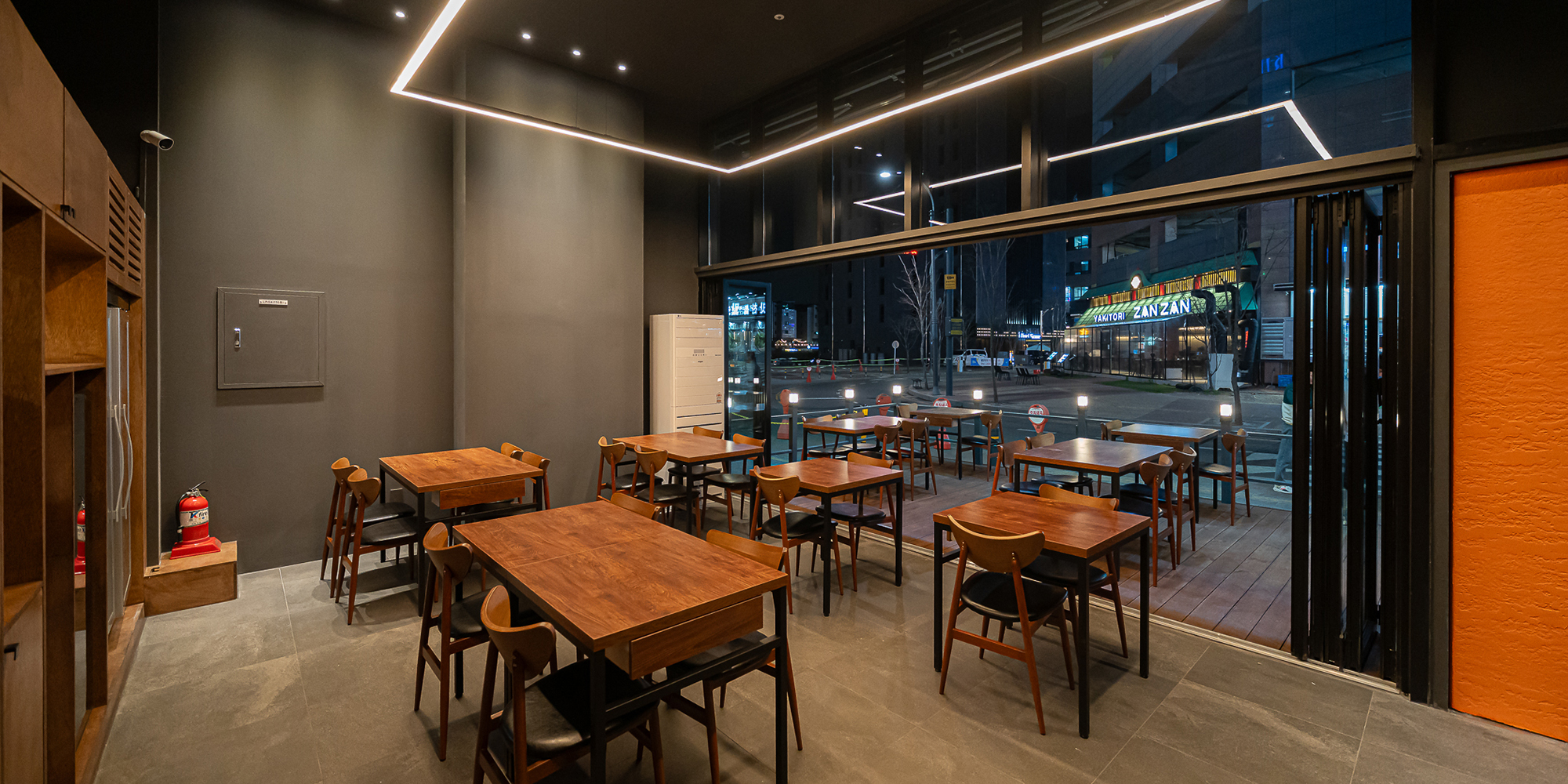 [식당] 고즈넉한 분위기를 즐기는 식당 인테리어